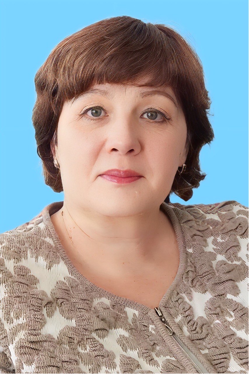 Ярковая Елена Викторовна.